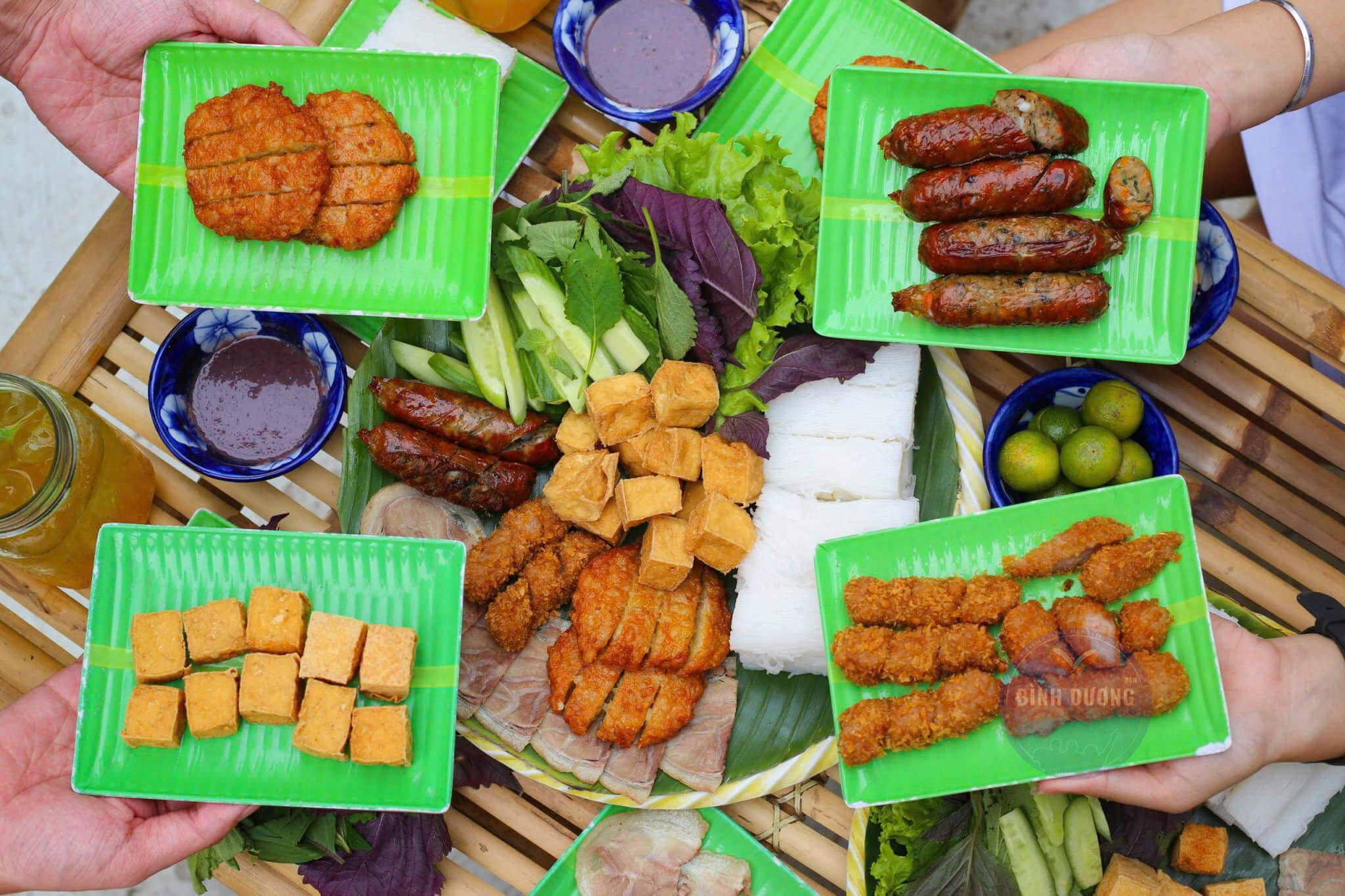 Món ăn hấp dẫn